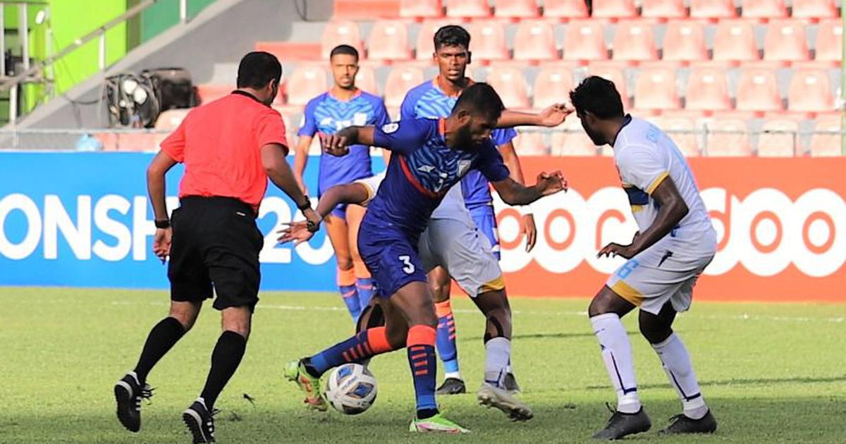 SAFF Championship: Lower-ranked Sri Lanka hold India to a goalless draw,  add to Stimac's misery