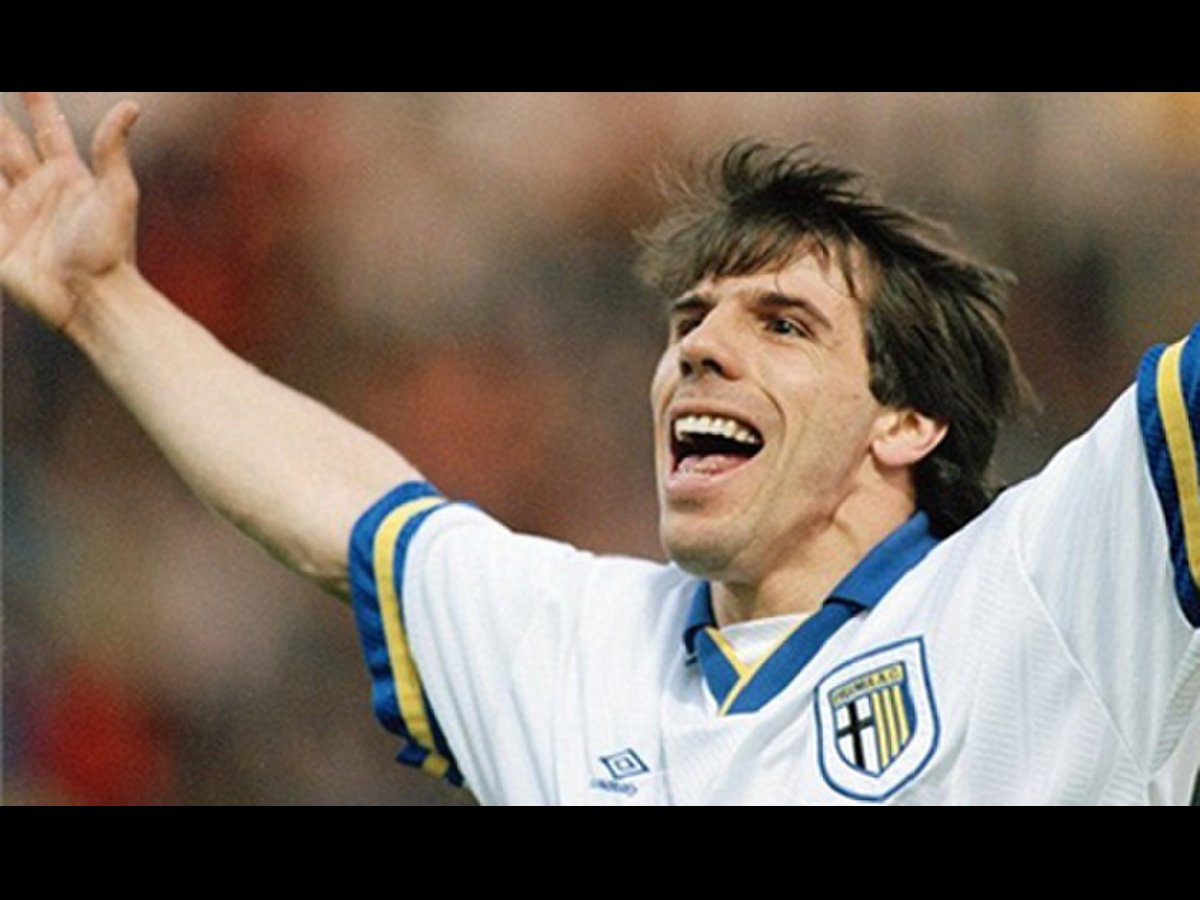 Tiểu Sử Gianfranco Zola Ma Thuật Của Cầu Thủ Người Ý Tại Premier League